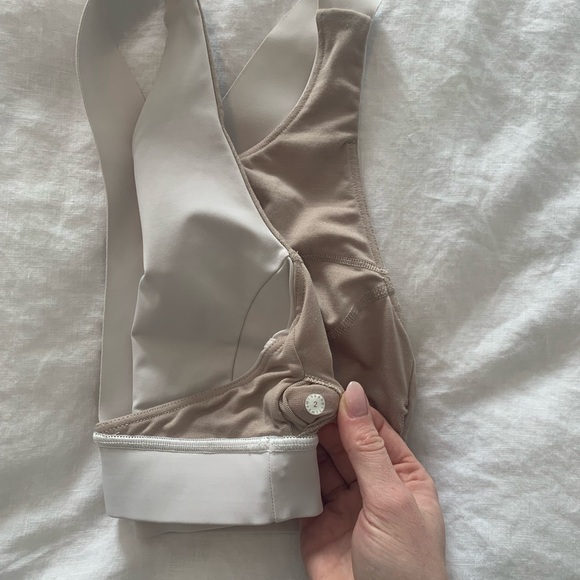 Lululemon Sports Bra Fast & Free - Picture 10 of 10